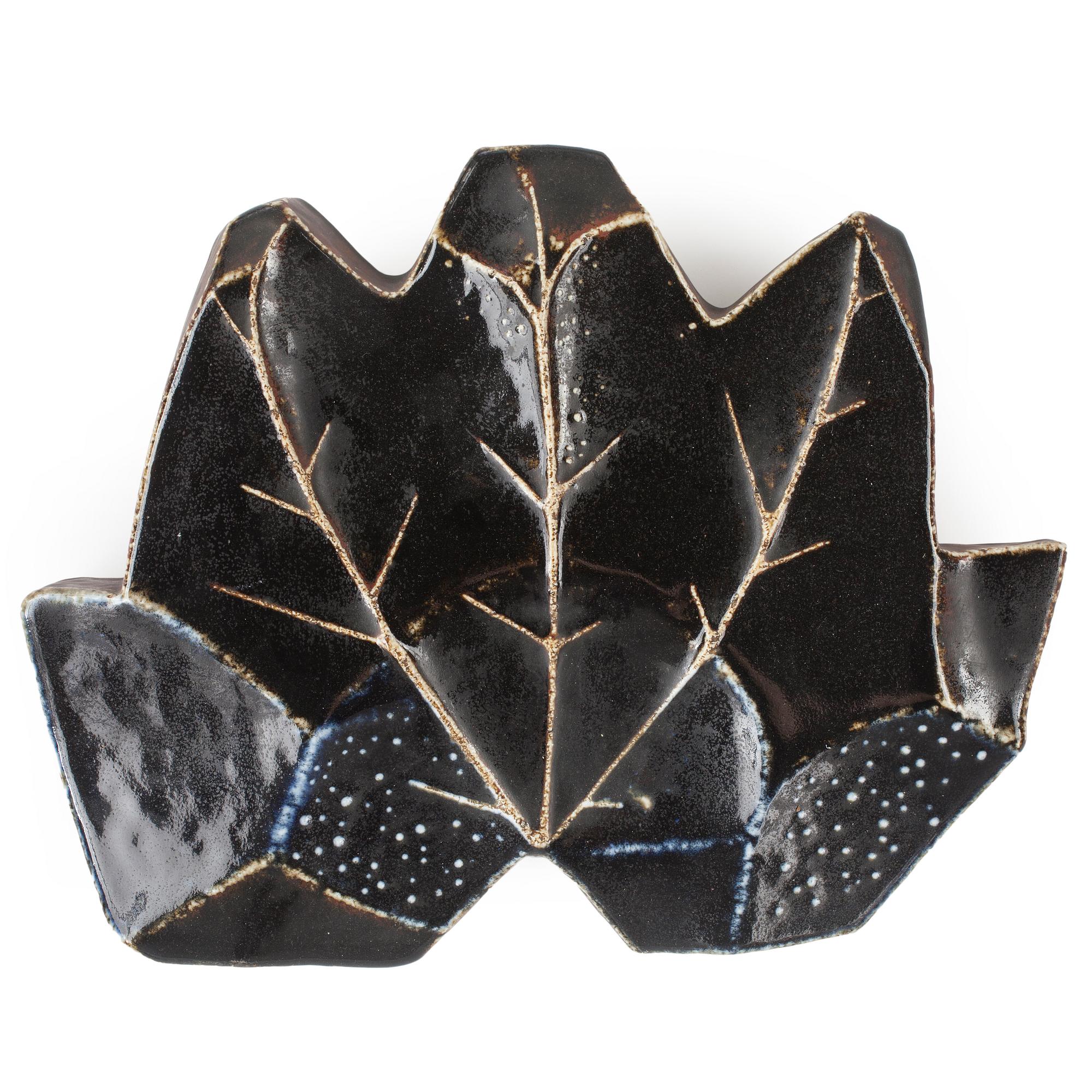 VÄGGRELIEF, porslin, Sylvia Leuchovius, Rörstrands Ateljé.