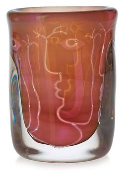 An Ingeborg Lundin Ariel glass vase, Orrefors 1972.