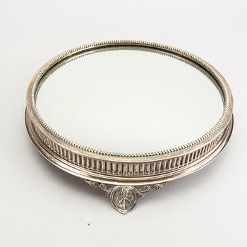 Spegelplatå omkring 1900 nysilver.