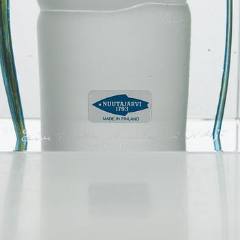 Oiva Toikka, a glass Jubilee Cube, signed and numbered Oiva Toikka Nuutajärvi Notsjö, 45/500 NIB.