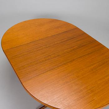 Olof Ottelin, a 1960s 'Rondo' dining table for Oy Stockmann Ab, Keravan puusepäntehdas.