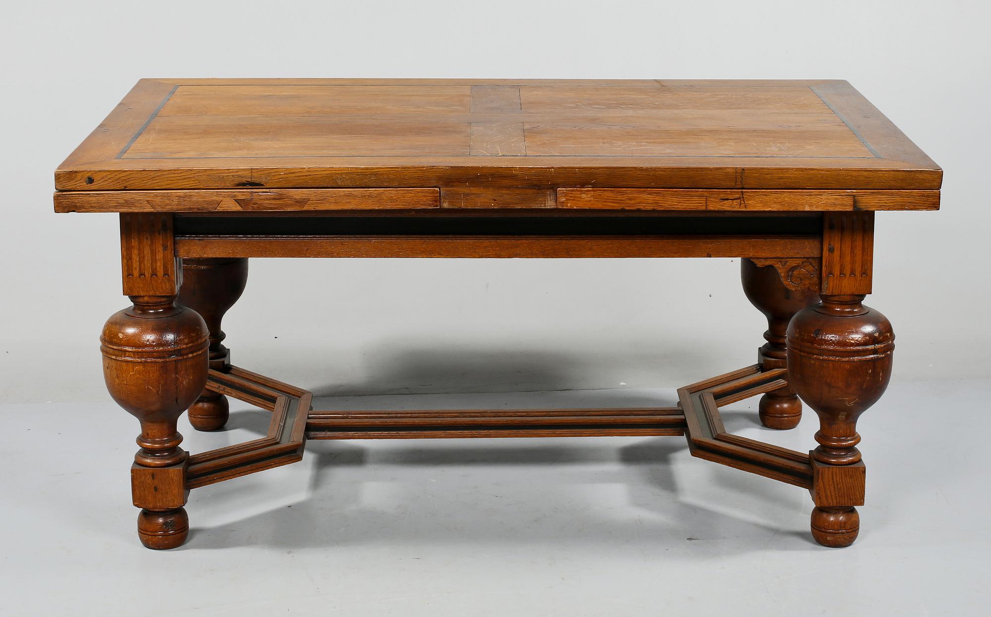 MATBORD, barockstil, 1900-talets första hälft.