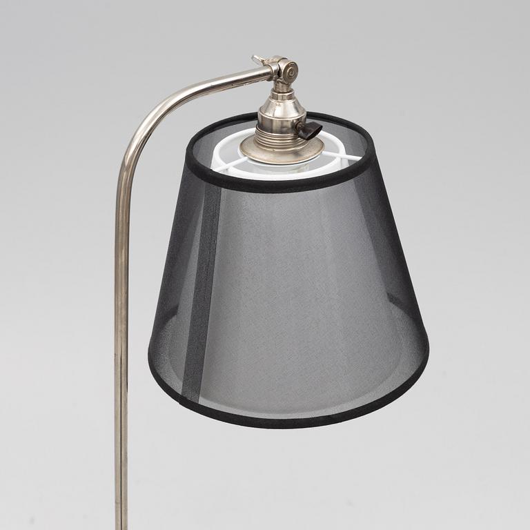 A functionalist floor lamp, 1930s/40s.