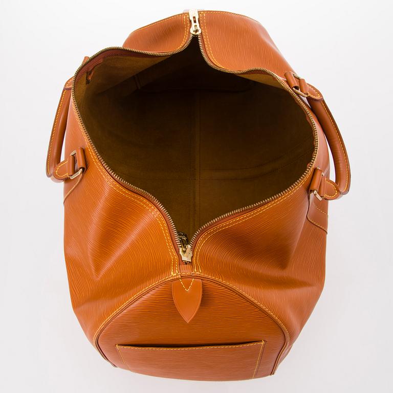 A LOUIS VUITTON CIPANGO GOLD KEEPALL 50 EPI TRAVEL BAG.