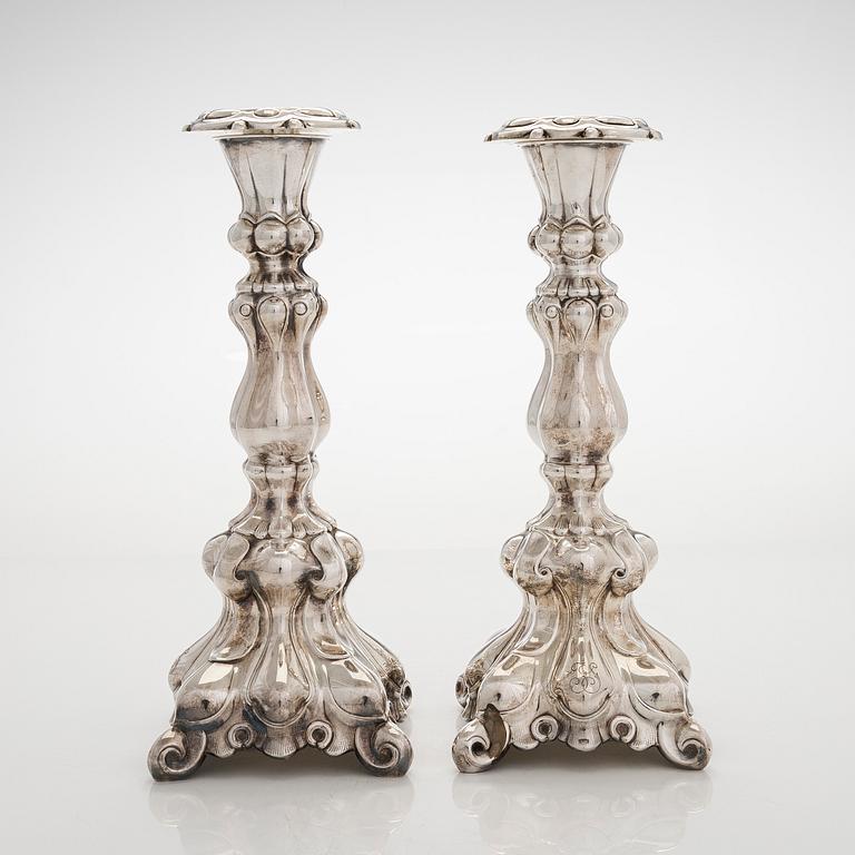 A pair of baroque style silver candlesticks, Hopeatehdas Oy, Helsinki 1947.