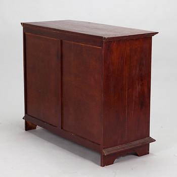 A mahogany chest of drawers, 21st century.