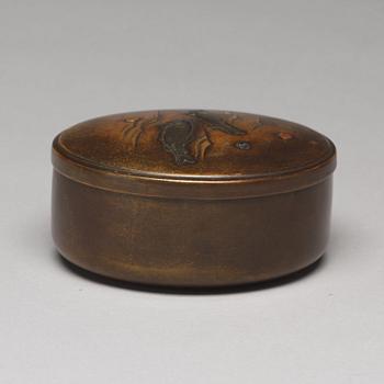 A Japanese patined bronze box with cover, Edo period, attributed to Kawarabayashi Hidekuni (1825-1891).