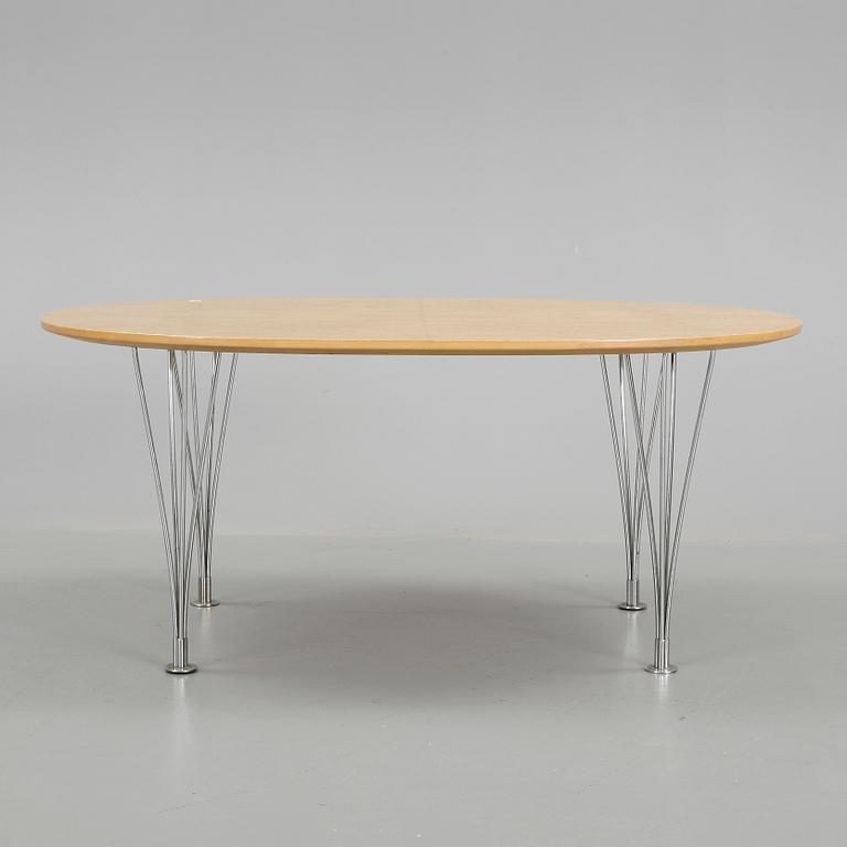 SOFFBORD. "Superellips", Bruno Mathsson och Piet Hein för Fritz Hansen, Danmark.