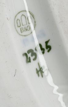 FIGURINER, 5 st, porslin, Royal Copenhagen samt Bing & Gröndahl.