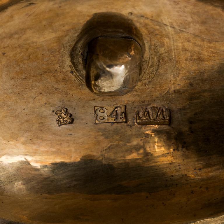 Teekalusto, 3 osaa, hopeaa, Moskova 1848. Tunnistamaton mestari, kyrillinen IL.