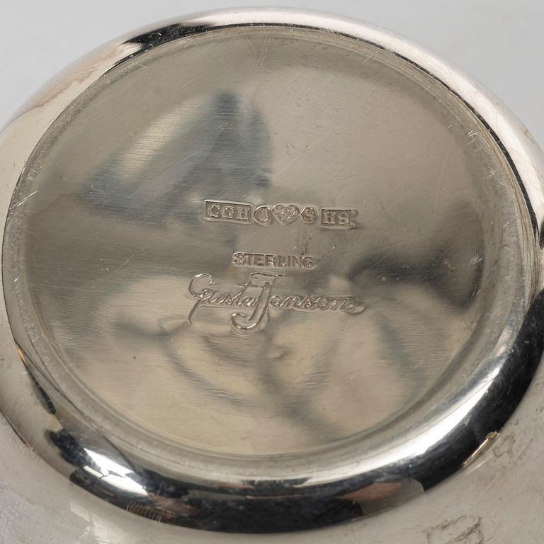 Gustaf Janson, sockerskål och gräddkanna, sterlingsilver, CG Hallberg, Stockholm, 1958.