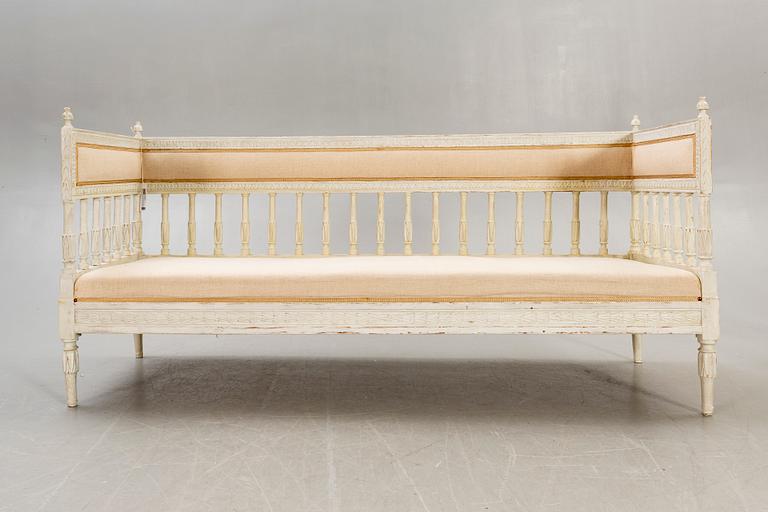 Soffa gustaviansk omkring 1800.