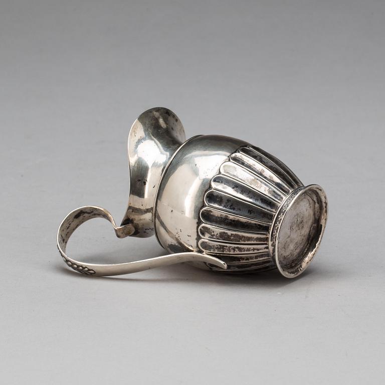 GRÄDDKANNA, silver, Gustaf Möllenborg, Stockholm, 1832, vikt ca 140g.