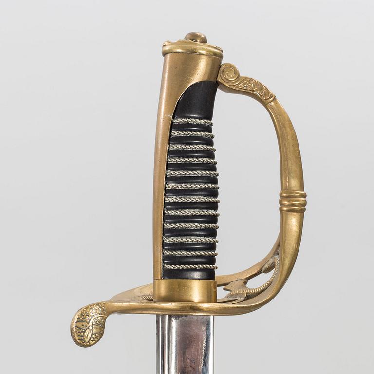 SABRE - Dutch navy, marked 'yzerhouwer' and W.K & C.