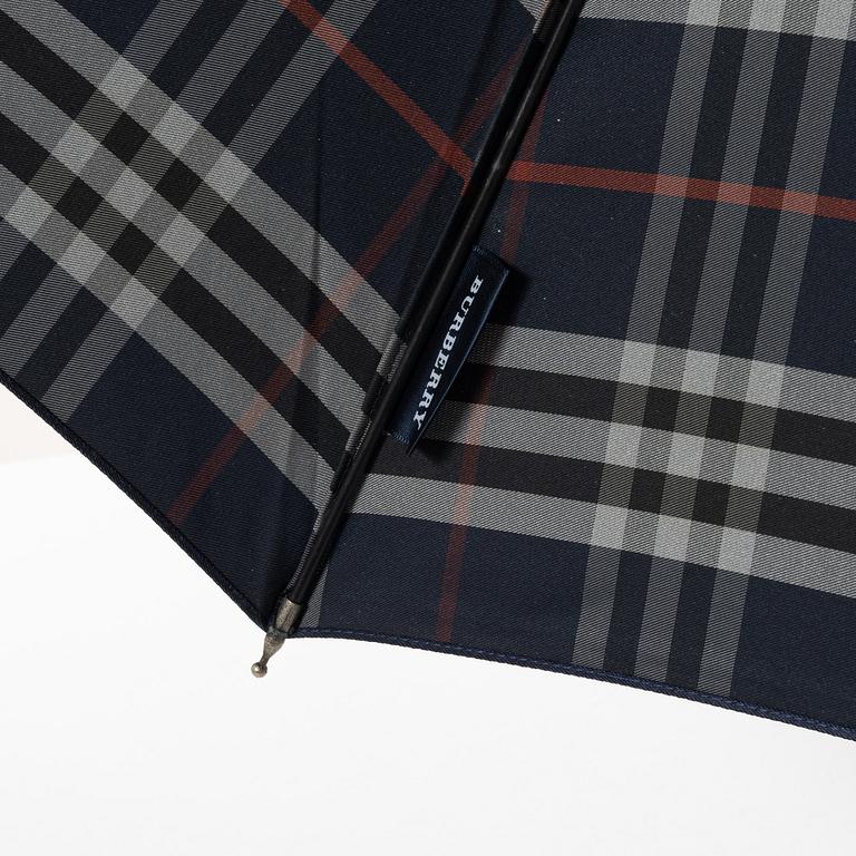 Burberry, paraply.