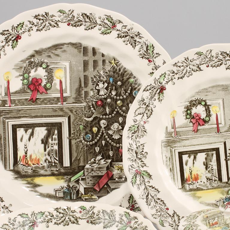 SERVISDELAR, 59 delar, flitgods, "Merry Christmas", Johnson Bros, England, 1900-talets andra hälft.