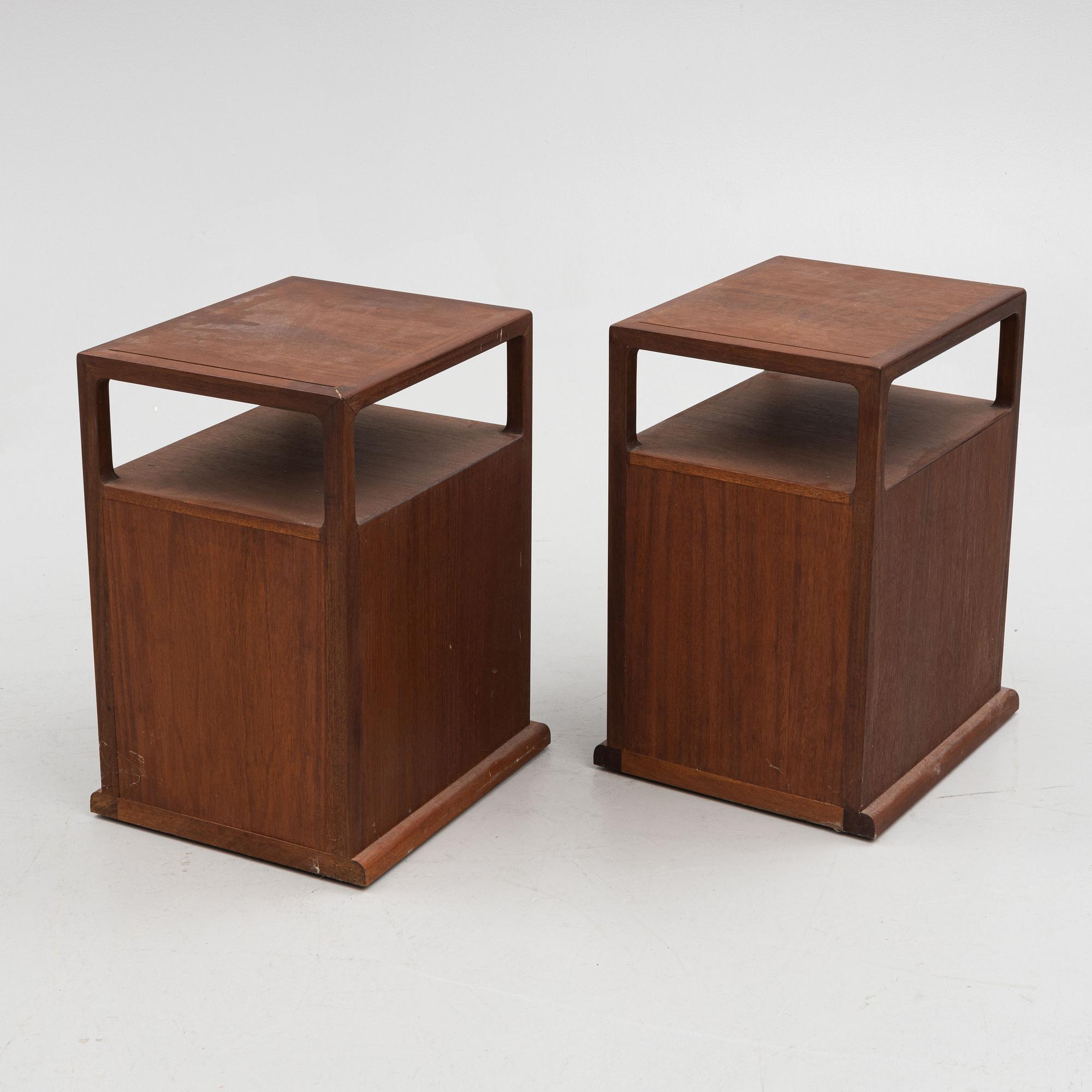 A pair of bedside tables, second half of the 20th century.