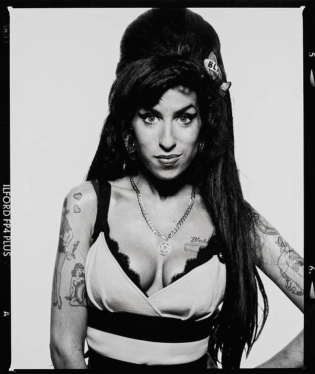Terry O'Neill, "Amy Winehouse, London 2008".