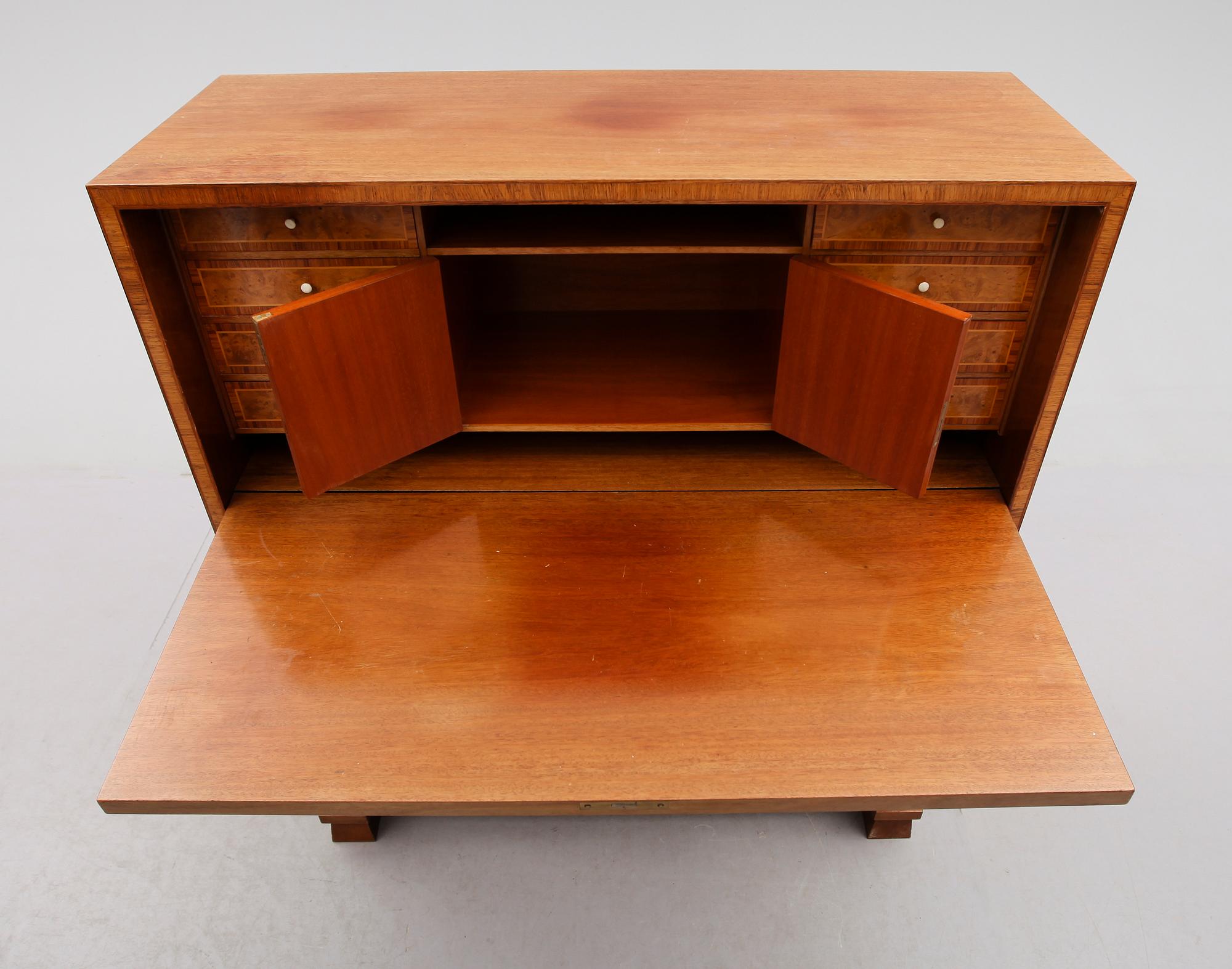 SKRIVSEKRETÄR, troligen Reimers Möbler, Mjölby, art déco, 1900-talets första hälft.