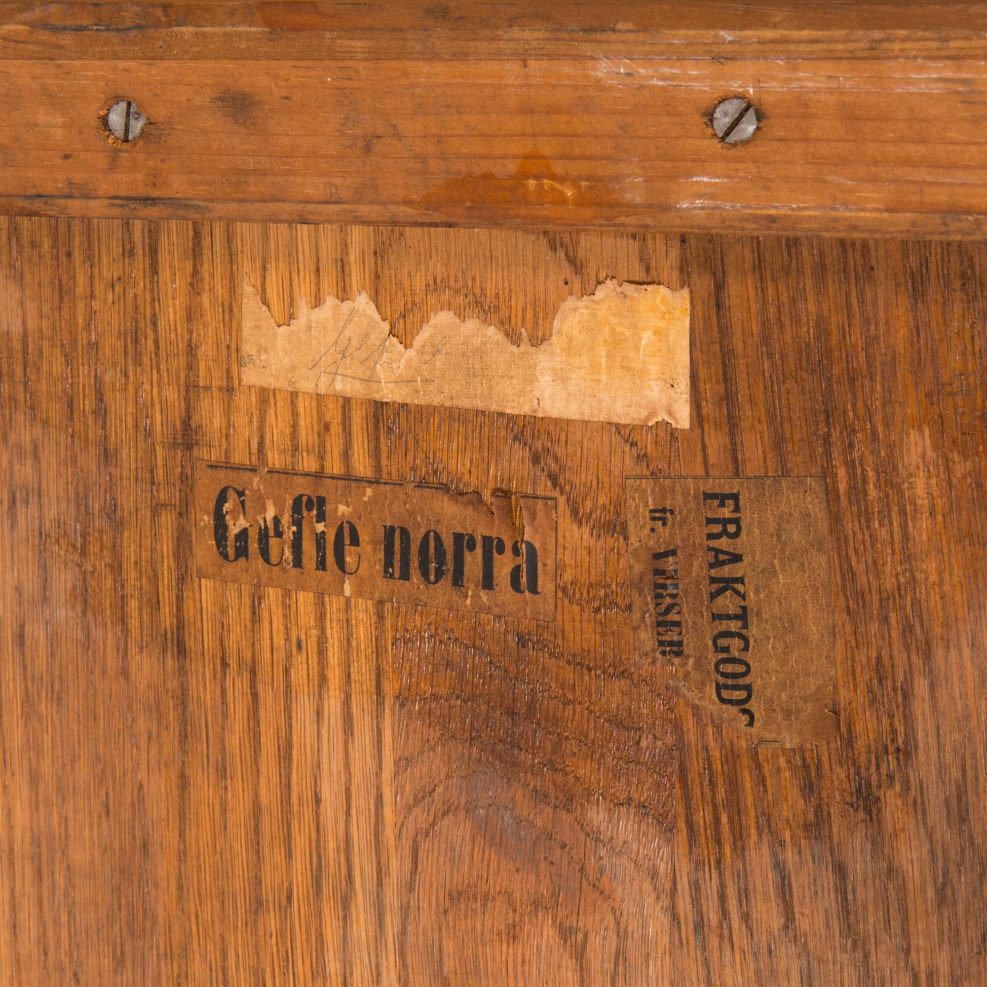 Drop-leaf table, Sweden, early 20th century.