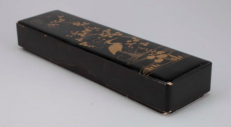 LACKSKRIN, 2 ST, Kina/Japan, 1900-talets början.