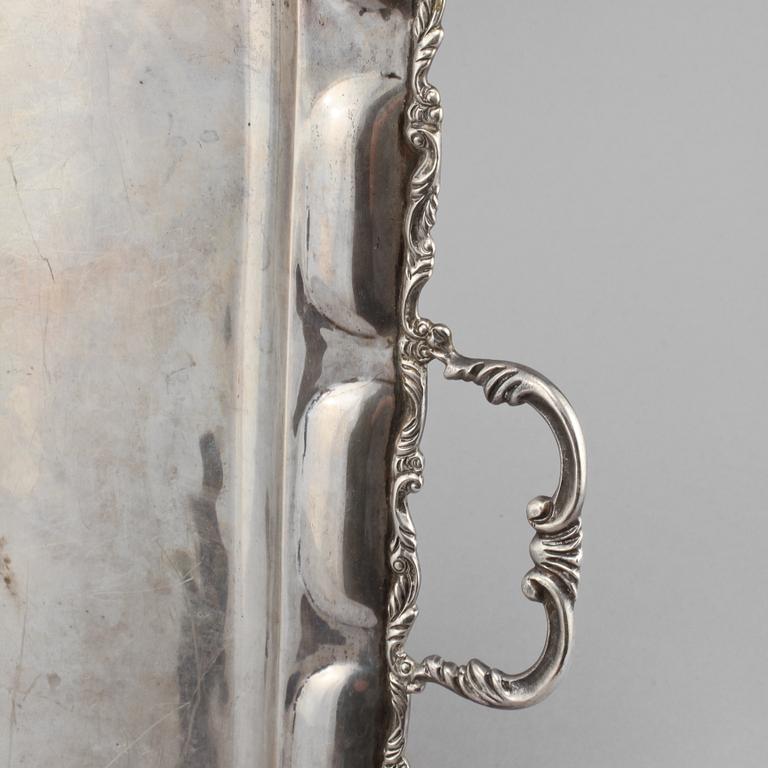 BRICKA, silver, Mexico, 1900-tal, vikt ca 1570 gram.
