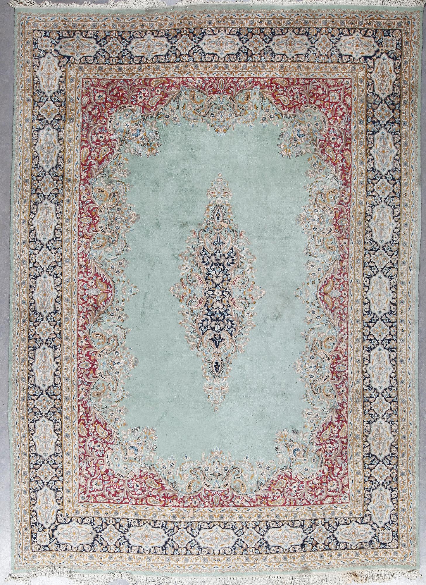 MATTA, old Kirman, ca 366x264 cm.