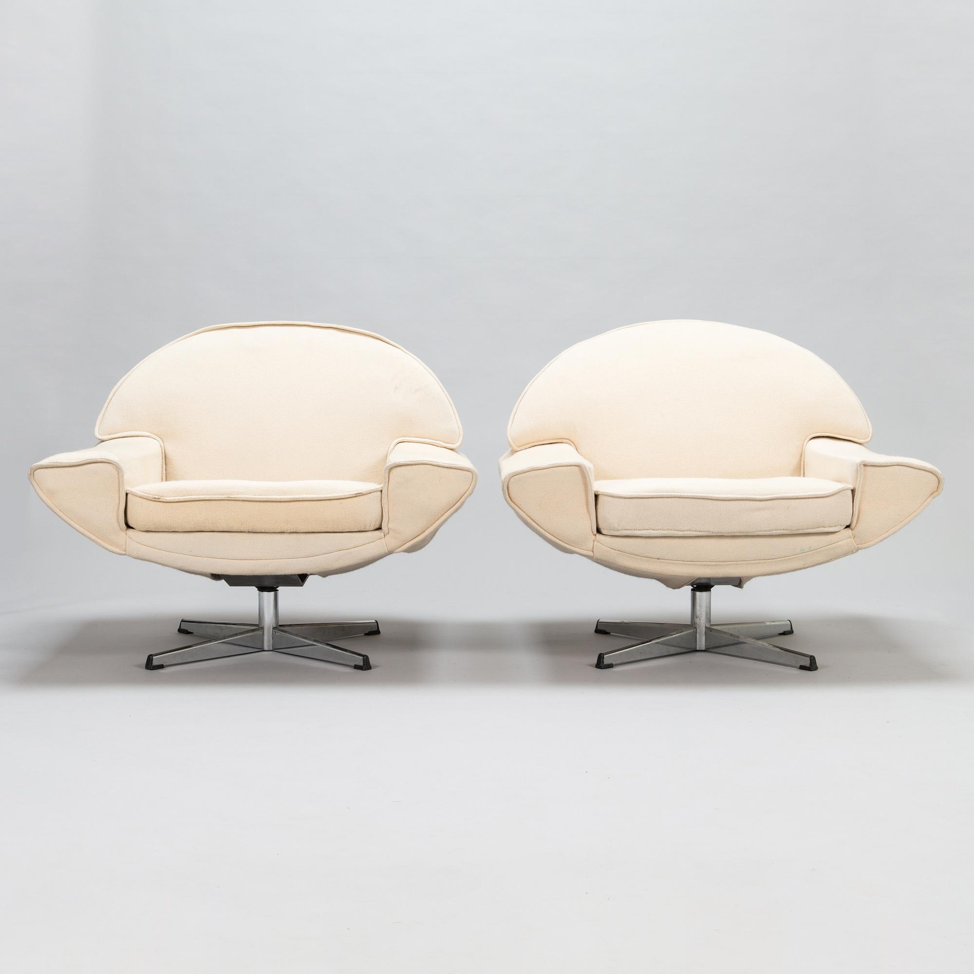 Johannes Andersen, Three-piece 1960's/70's 'Capri' sofa suite for Trensum Möbelfabrik.
