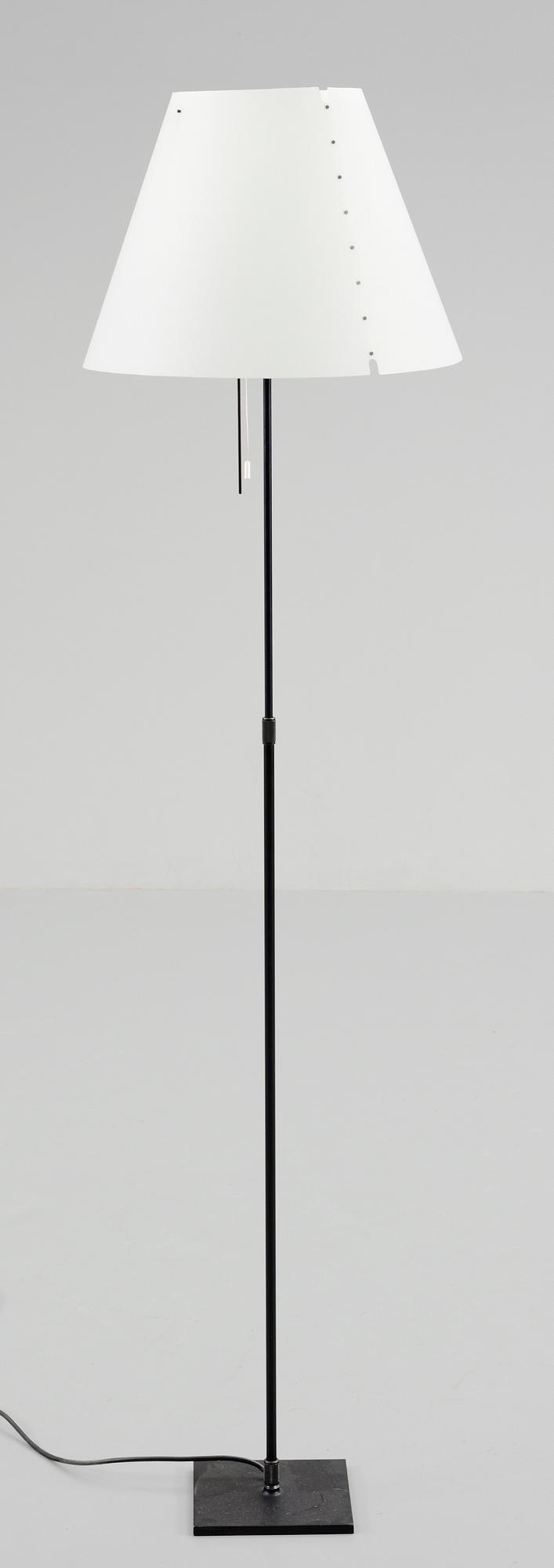 GOLVLAMPA. "Costanza". Design Paulo Rizzatto, Luceplan, Italien.