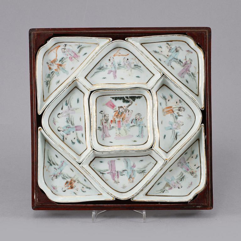 CABARET, 9 delar, porslin, Kina, 1800-tal.