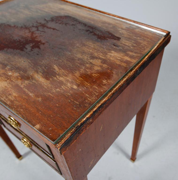 DAMARBETSBORD, gustaviansk stil, 1900-talets andra hälft.