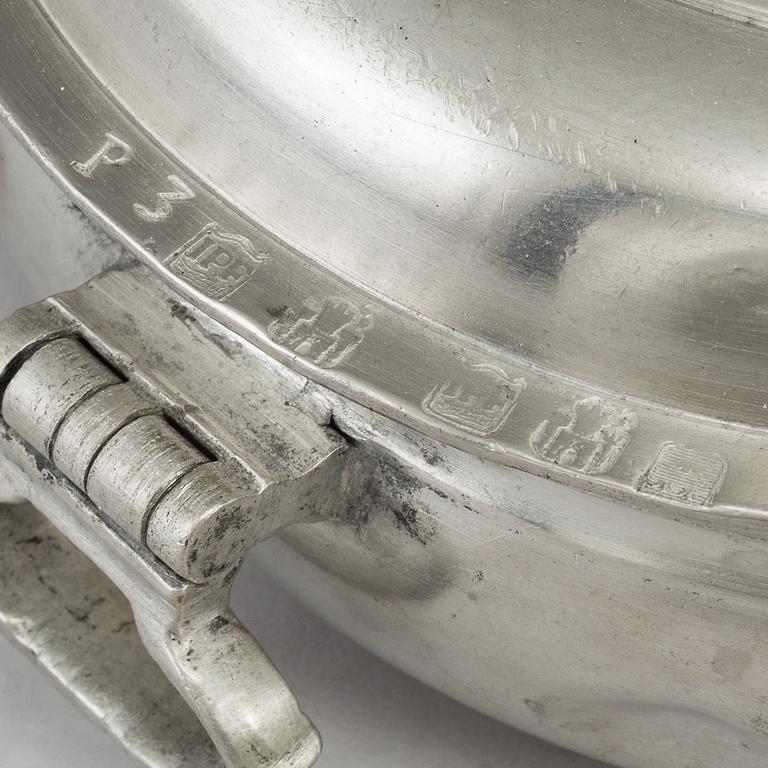 JOHAN PETTER FAGERSTRÖM, a pewter porrige bowl, Jalmar, 1821.