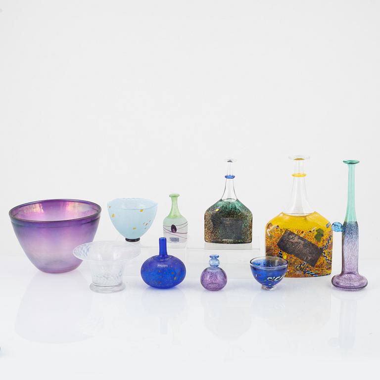 Bertil Vallien, 10 glass vases and bowls, Kosta Boda, Sweden.