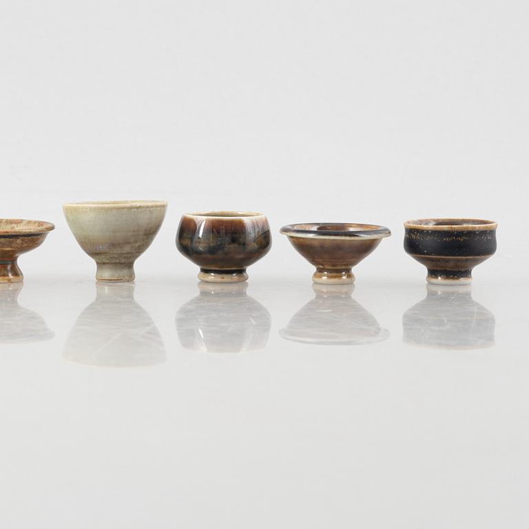 Höganäs, a set of 27 stoneware miniatures, including John Andersson and Gunnar Borg.