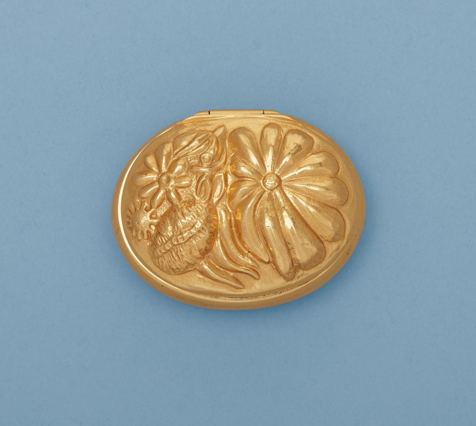 An Olle Ohlsson 18k gold box, Stockholm 1978.