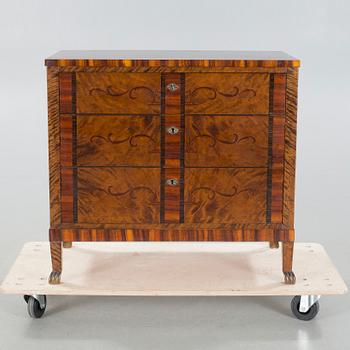 A swedish chest of drawers, 1920s/30s.