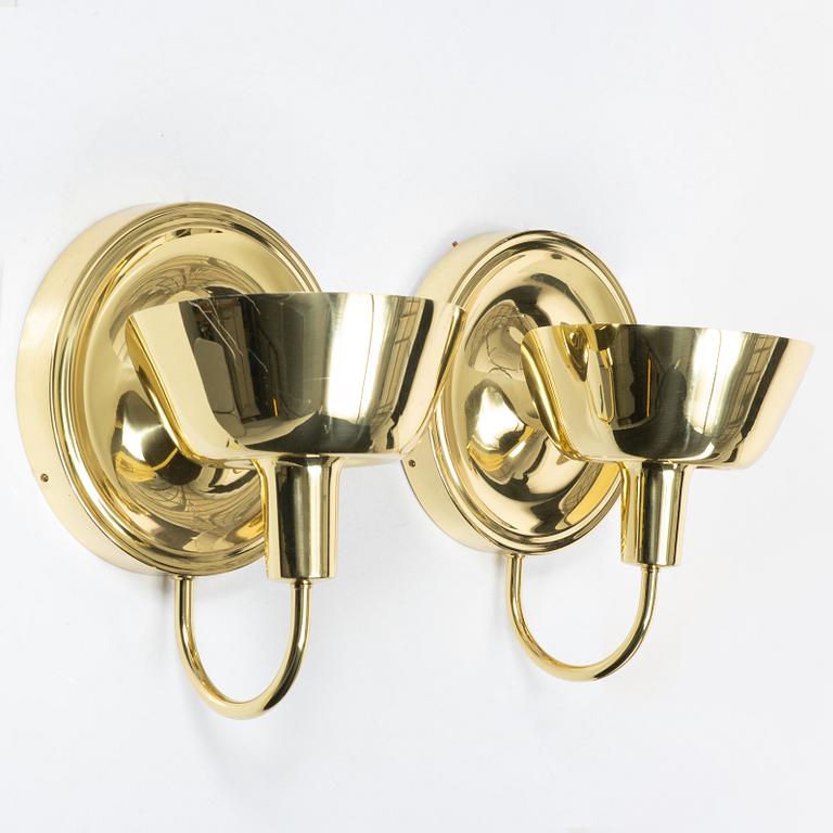 Josef Frank, A pair of wall lamps, model 2389, Svenskt Tenn.