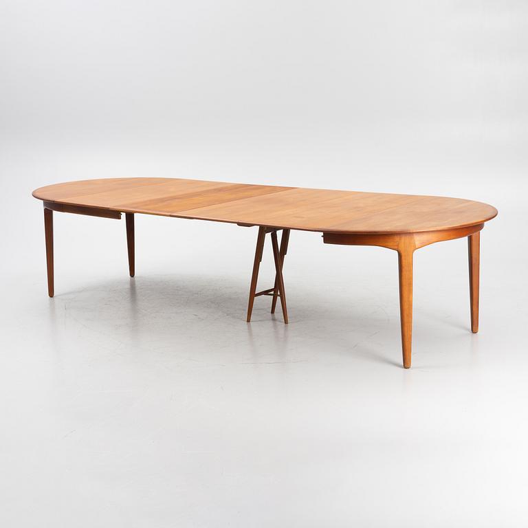 Henning Kjaernulf, a model 62 teak dining table, Sorö Stolefabrik, Denmark, 1960's.