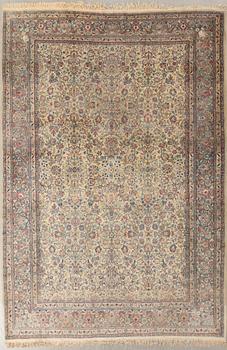 Matta, Täbris, semiantik, ca 345 x 230 cm.