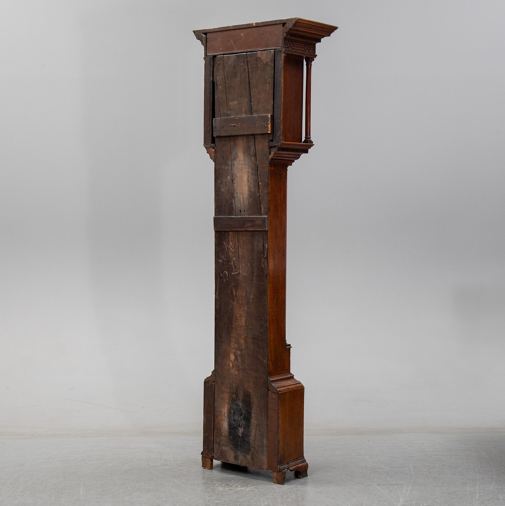 An English longcase clock, signed Tho Shindler, Canterbury. Ca 1800.