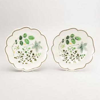 Arthur Percy, a 56-piece creamware dinner service 'Christina', Gefle.