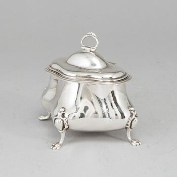 SOCKERSRKIN, silver, rokokostil, Chester, England, 1906.