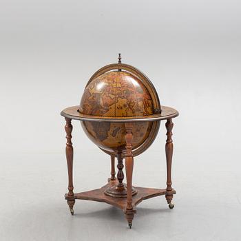 An end of the 20th century bar globe.