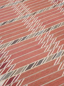 CARPET. Flat weave. 348 x 173 cm. Sweden 1955.