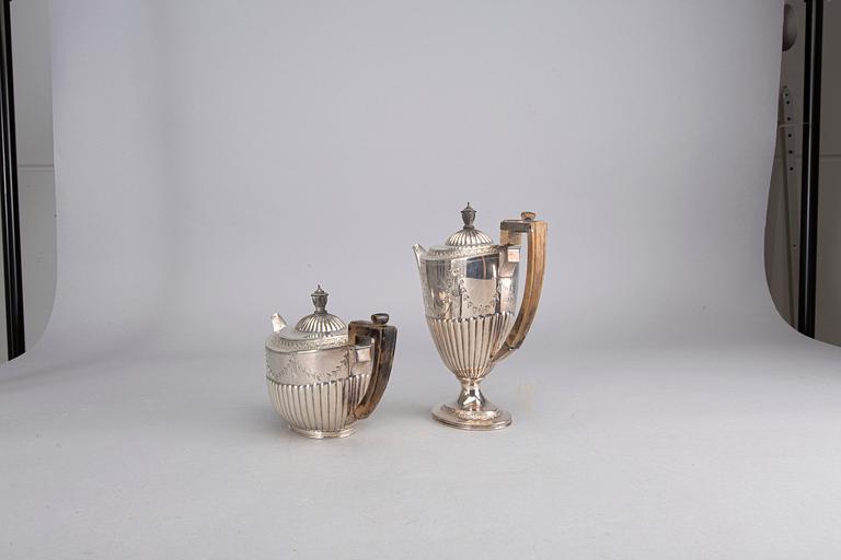 2 SILVER POTS, LONDON 1885.