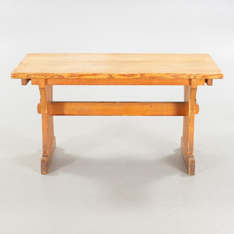 A "Lovö"-dining table for Nordiska Kompaniet,  first half of the 20th century.