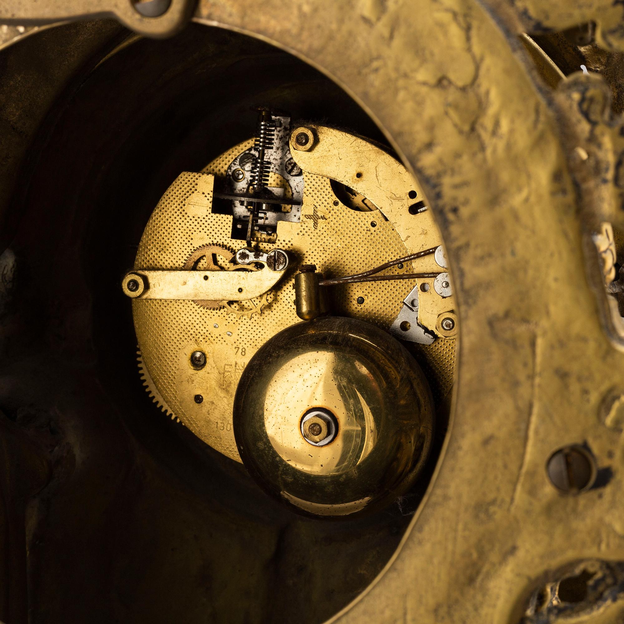 A second half of the 20th century table clock.