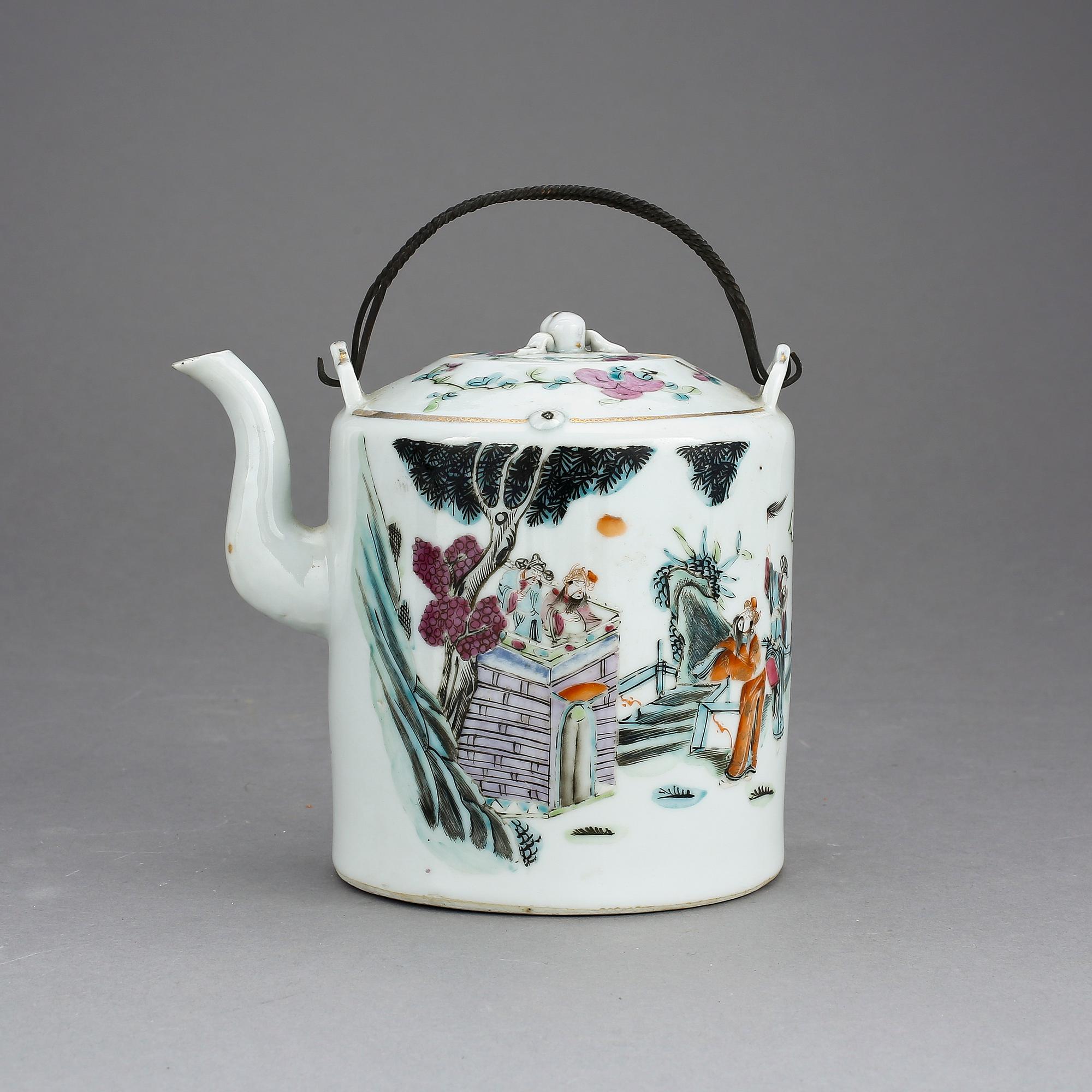 TEKANNA MED LOCK, porslin, Kina/Japan, 1800/1900-tal.