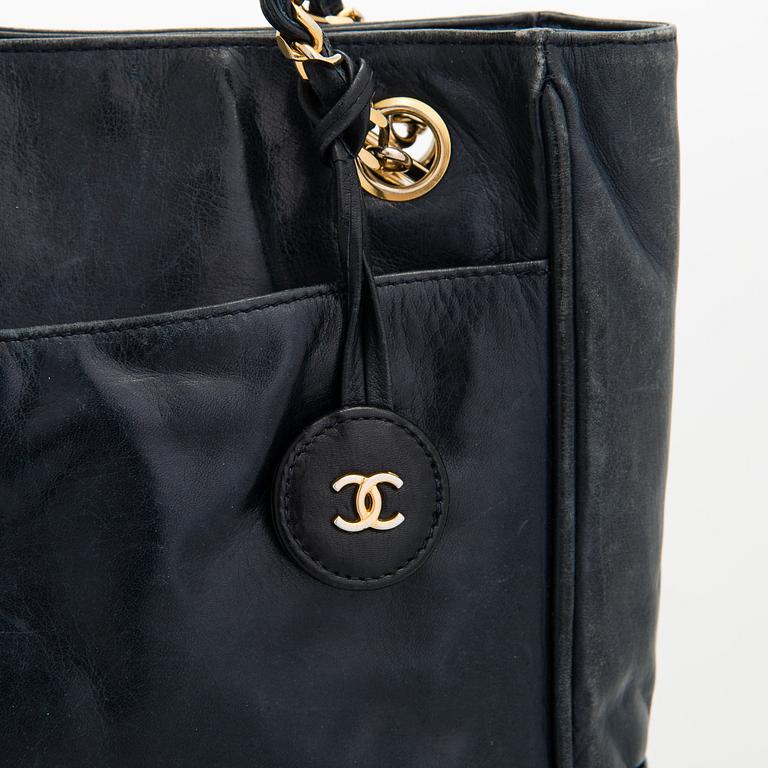 Chanel, a late 1980s bag.