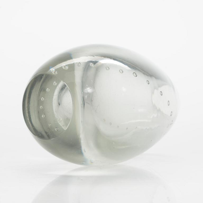 Gunnel Nyman, A 'String of Pearls' vase, signed G. Nyman Nuutajärvi Notsjö.